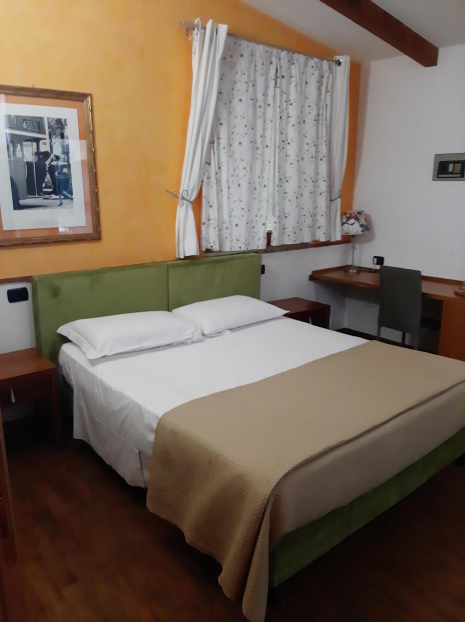 Villa Mola Bed And Breakfast Corbara  ภายนอก รูปภาพ