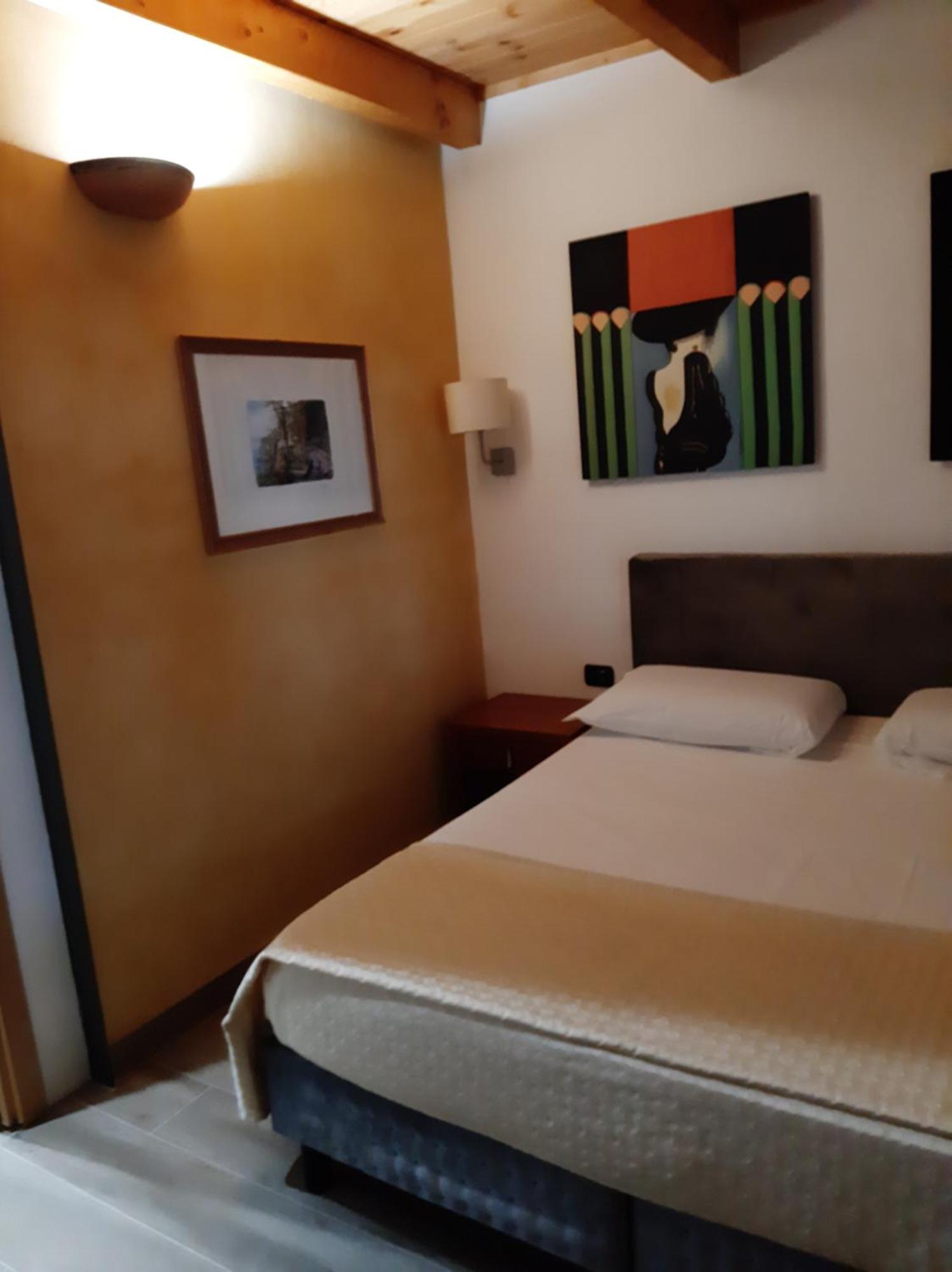 Villa Mola Bed And Breakfast Corbara  ภายนอก รูปภาพ