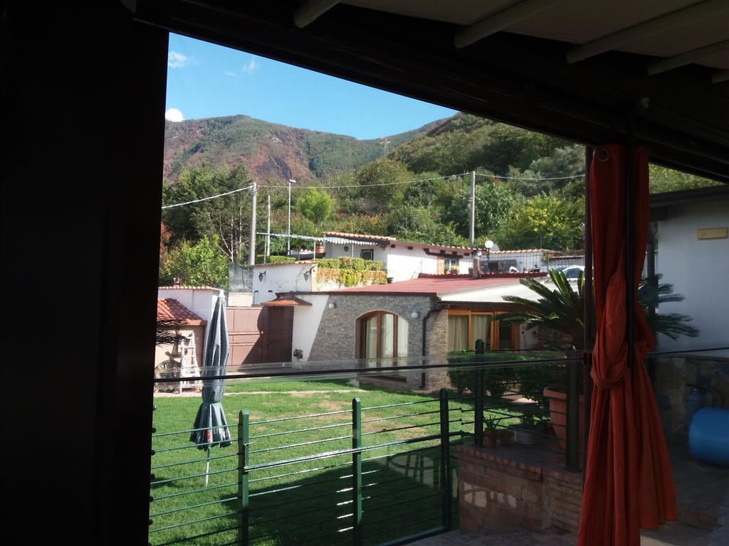 Villa Mola Bed And Breakfast Corbara  ภายนอก รูปภาพ
