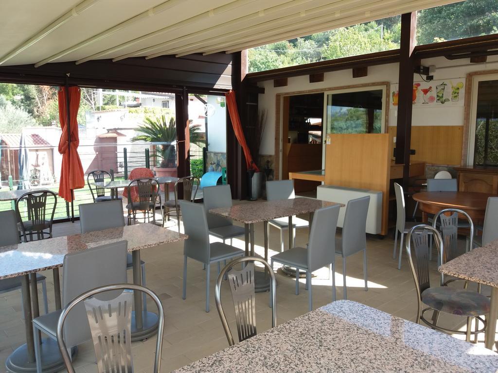 Villa Mola Bed And Breakfast Corbara  ภายนอก รูปภาพ